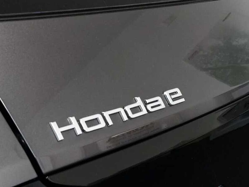 Honda e e